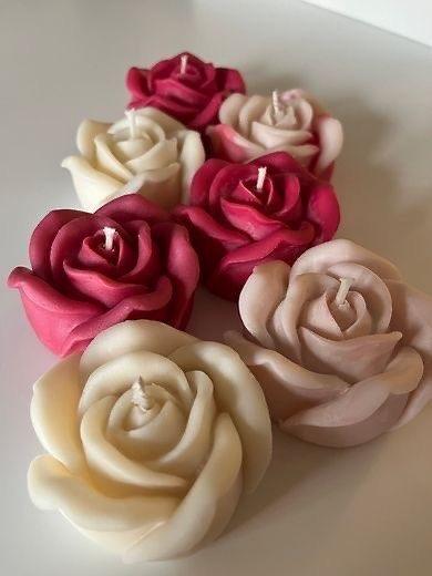 Rose candle - Image 1