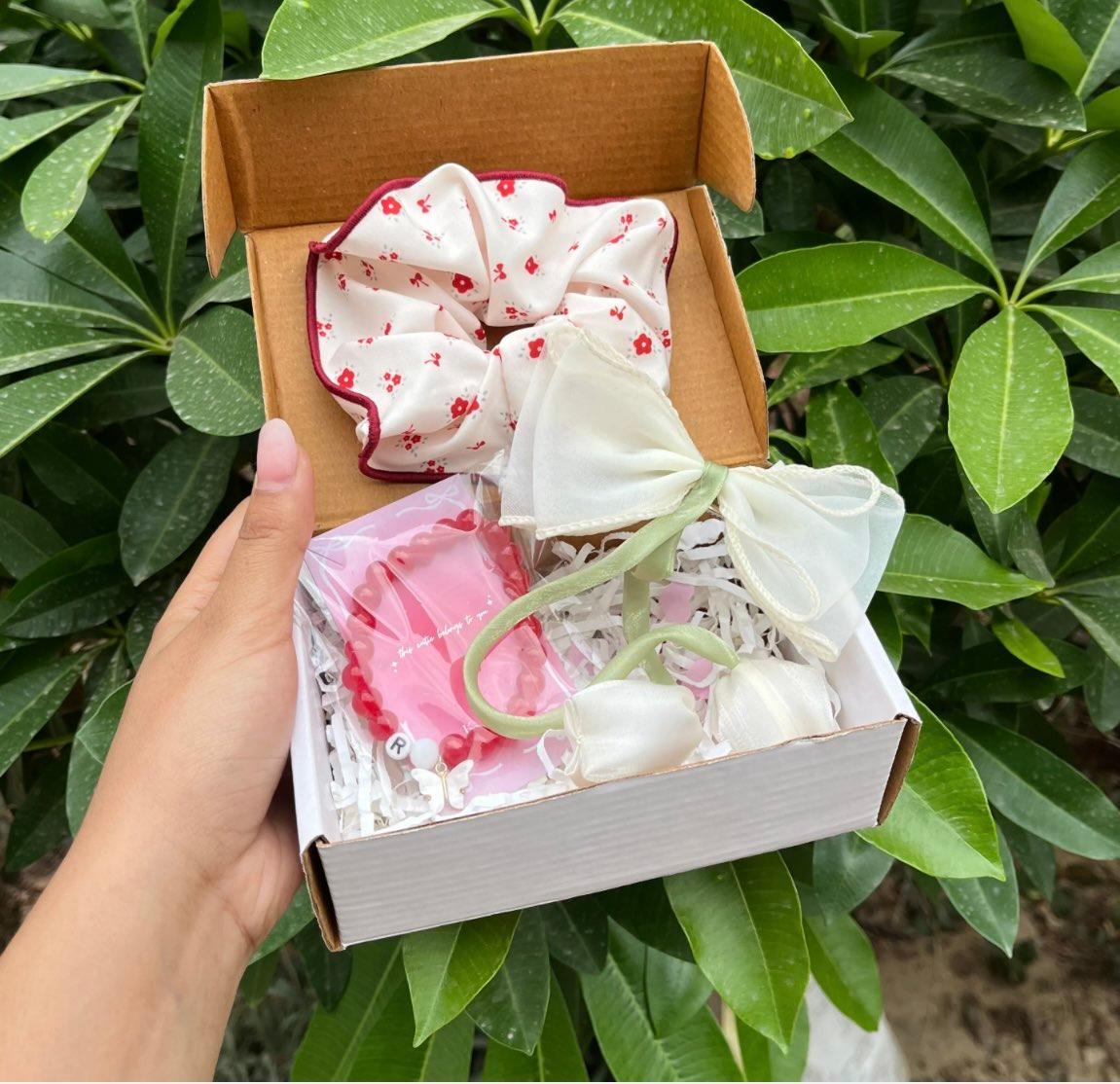 Cherry gift box - Image 1